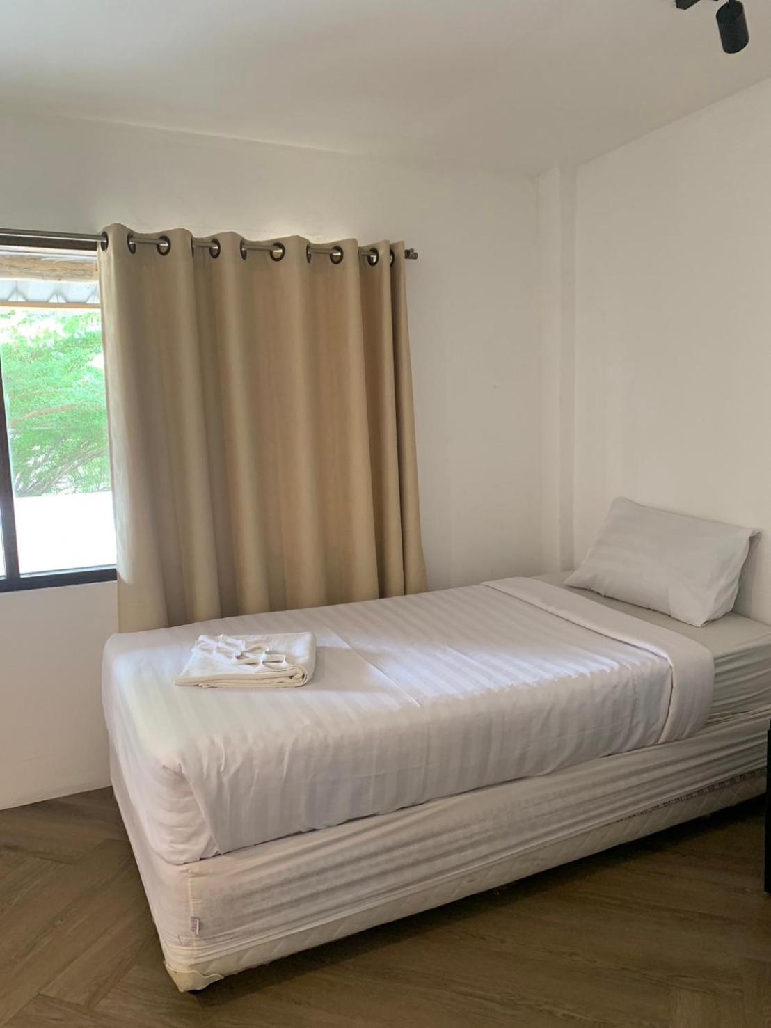 Paradise Bungalows Haad Rin Ngoại thất bức ảnh